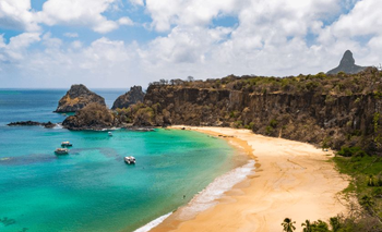 La isla de Brasil perfecta para viajar este verano 2026 | Escapadas