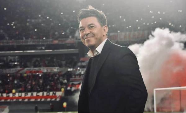 Lo buscó Boca y se mete River: la nueva opción si no llegan Allende o Andino