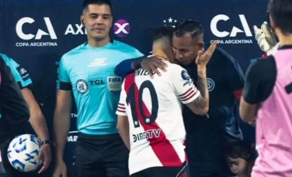 Villa reavivó los rumores de su pase a River con una historia inesperada: 