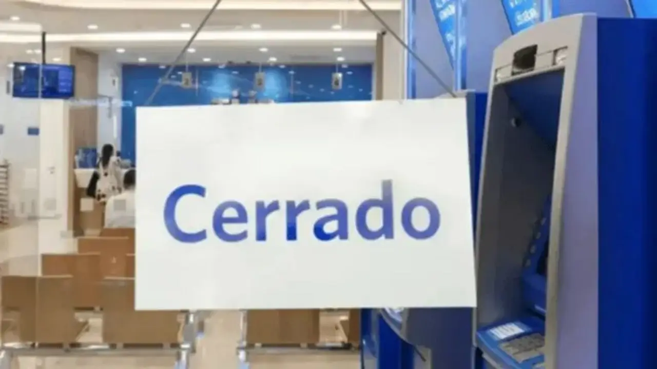 bancos cerrados.