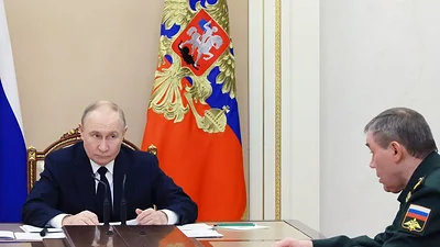 Putin dijo a Trump que Rusia revisará su postura en conversaciones tras ataque a su residencia Putin dijo a Trump que Rusia revisará su postura en conversaciones tras ataque a su residencia