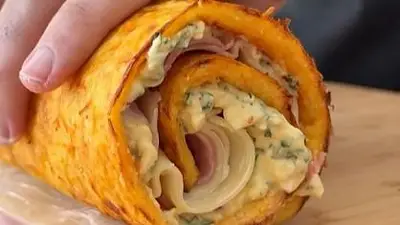arrolla de papa y zanahoria. arrolla de papa y zanahoria.