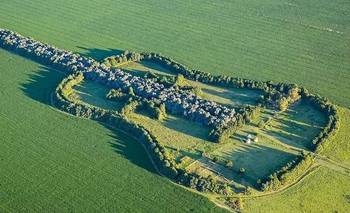 La guitarra más grande del mundo está en Córdoba y cuenta una historia de amor | Córdoba 