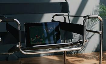 ¿Qué está pasando con el precio del oro a fin de año? | Mercados