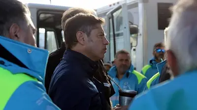 Kicillof prorrogó la emergencia por inundaciones y otorgó exenciones impositivas en Bahía Blanca Kicillof prorrogó la emergencia por inundaciones y otorgó exenciones impositivas en Bahía Blanca