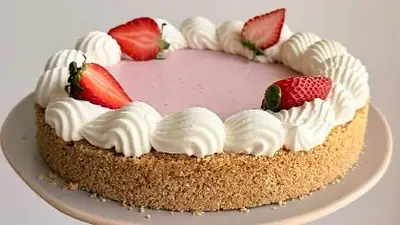 tarta de frutillas. tarta de frutillas.